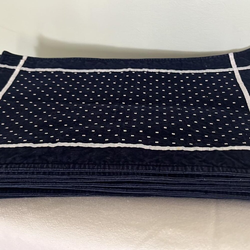 Blue Cloth Placemats White Embroidery Accents  SET OF 12!!!!   17.75 X 12   Farm
